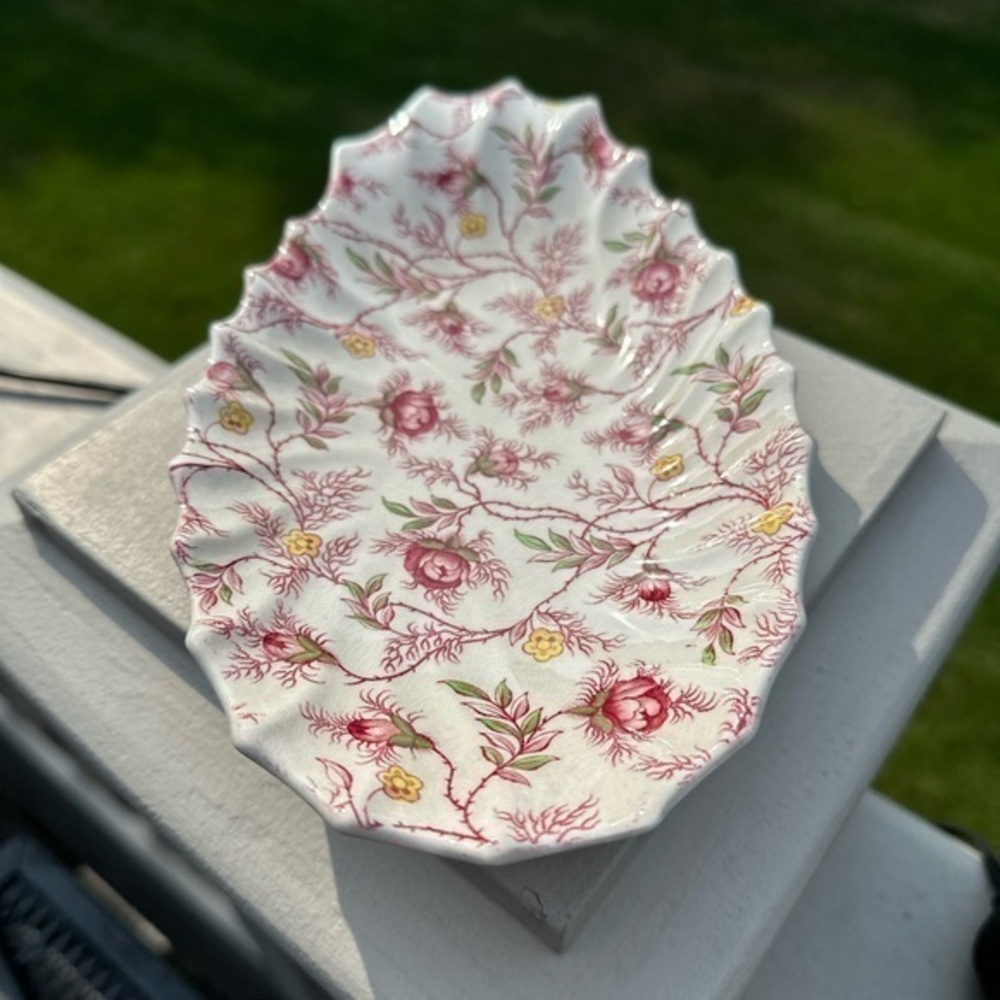 Vintage Copeland Spode Rosebud Chintz pattern serving dish